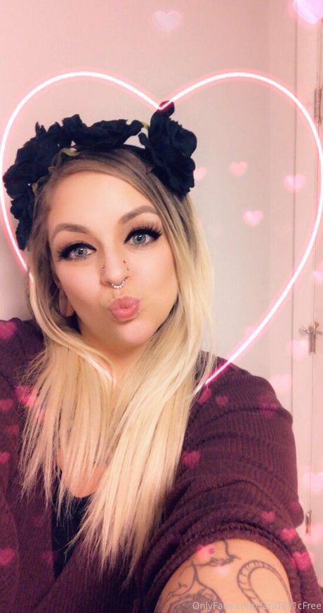 Photo nue de fuite OnlyFans de Inkedshyvixen