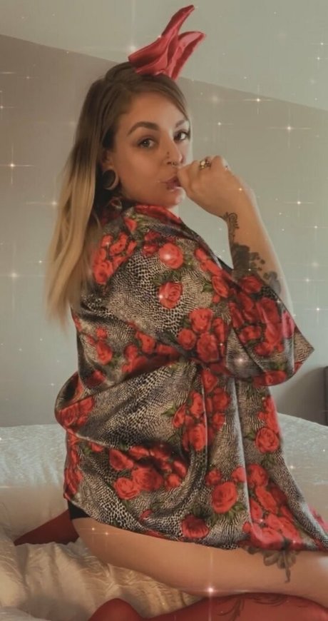 Inkedshyvixen
