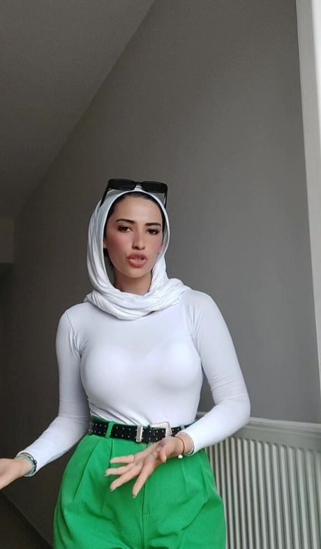 Photo nue de fuite OnlyFans de Ggulumss