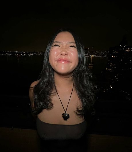 Photo nue de fuite OnlyFans de Madeline Jin
