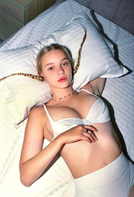Alison_moan