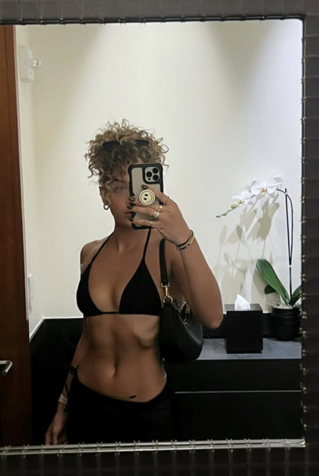 Jasmine Sanders
