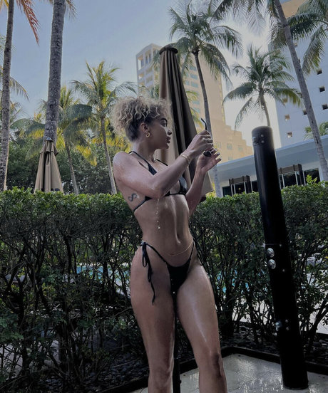 Jasmine Sanders