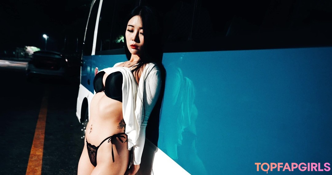 Photo nue de fuite OnlyFans de Girlcrushfancam #1077