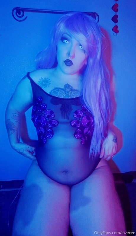 Photo nue de fuite OnlyFans de Lovexee
