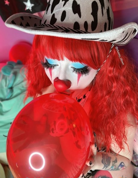 Photo nue de fuite OnlyFans de Clussytheclownfree