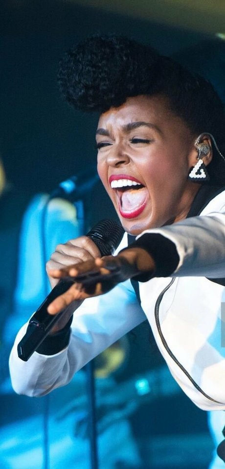 Photo nue de fuite OnlyFans de Janelle Monae