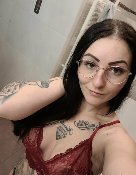 Cheeky.charlotte
