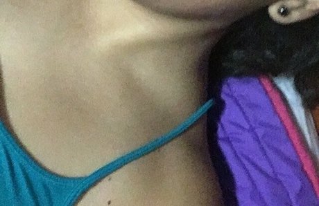 Photo nue de fuite OnlyFans de Collegeaura