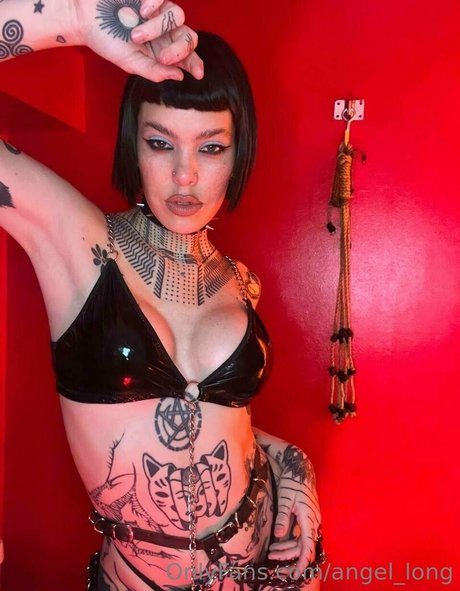 Photo nue de fuite OnlyFans de Angellong
