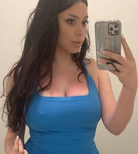 Photo nue de fuite OnlyFans de Adept