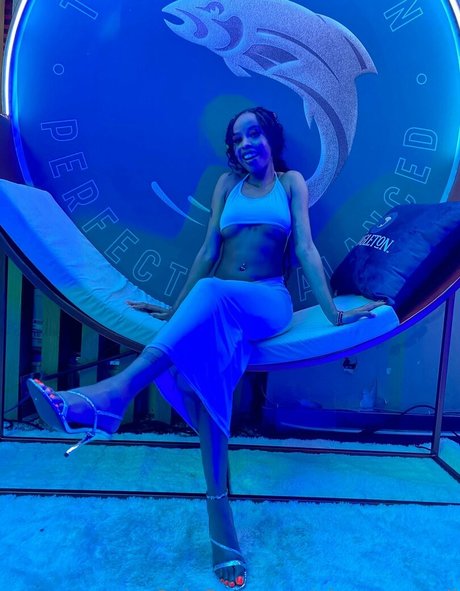 Photo nue de fuite OnlyFans de Naomiebony