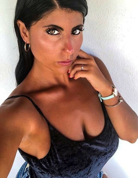 Photo nue de fuite OnlyFans de Valentina De Nucci