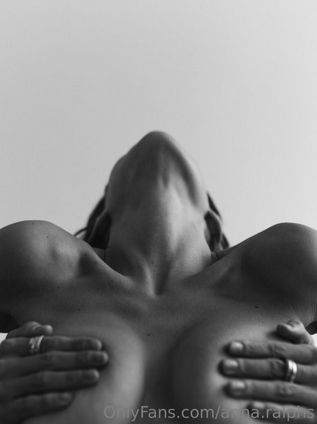 Anna Ralphs