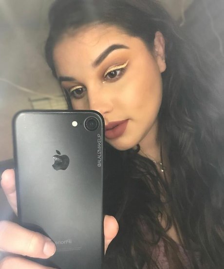 Photo nue de fuite OnlyFans de Ilianna