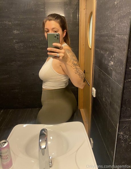 Photo nue de fuite OnlyFans de Sagefoxy