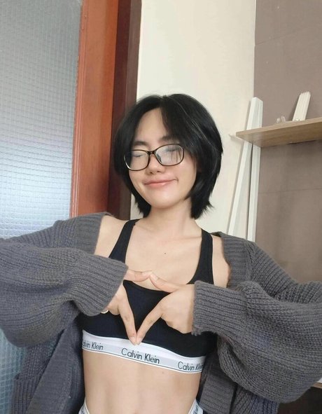 Photo nue de fuite OnlyFans de Poon Wrunya
