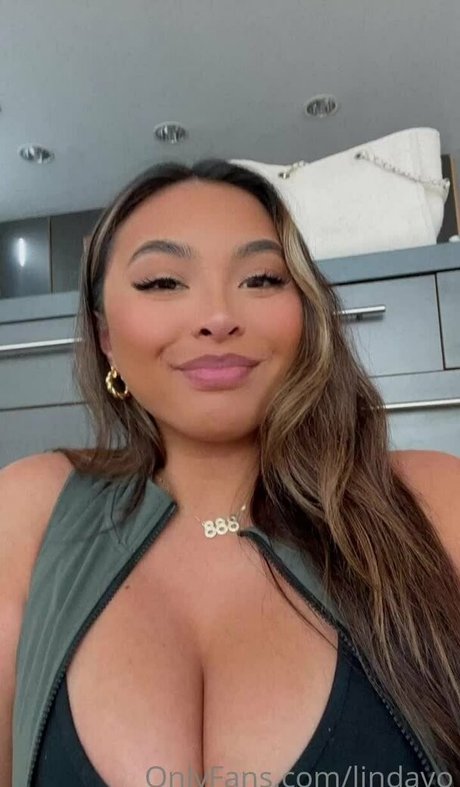 Photo nue de fuite OnlyFans de Linda Vo