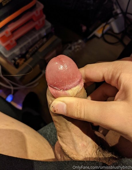 Photo nue de fuite OnlyFans de Mommanegan