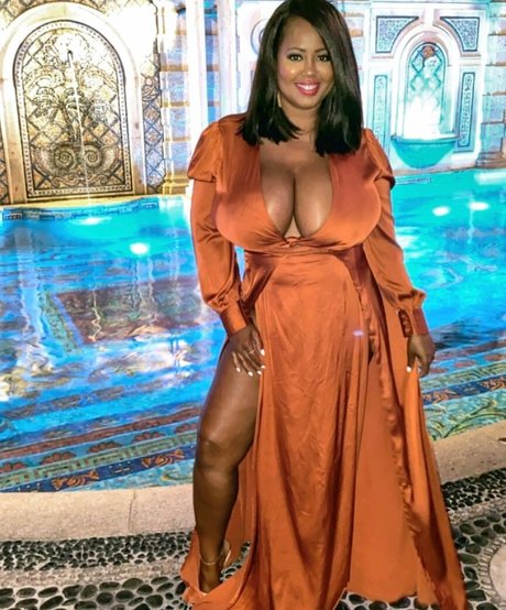 Photo nue de fuite OnlyFans de Monique Cooper