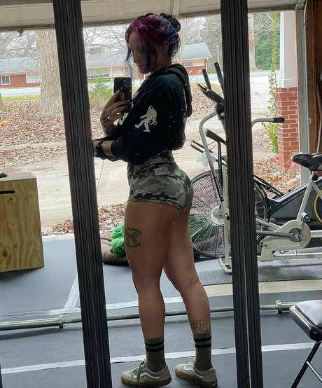 Photo nue de fuite OnlyFans de Kris Statlander