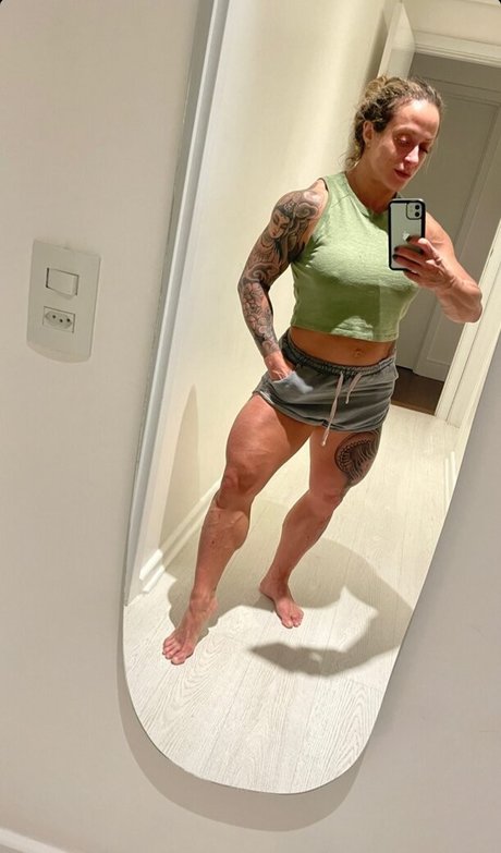 Vanessa Alvares
