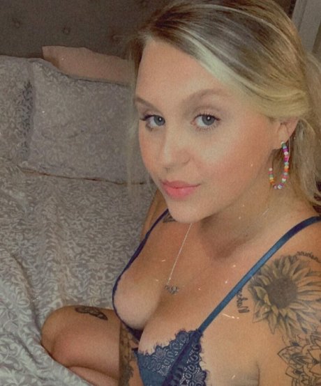 Photo nue de fuite OnlyFans de Hotblondie95