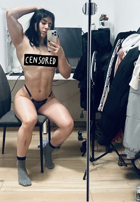 Courtney01