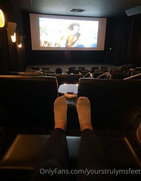 Yourstrulymsfeet