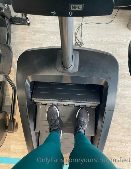 Photo nue de fuite OnlyFans de Yourstrulymsfeet