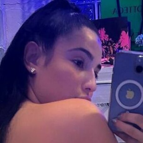 Photo nue de fuite OnlyFans de Badlilshego
