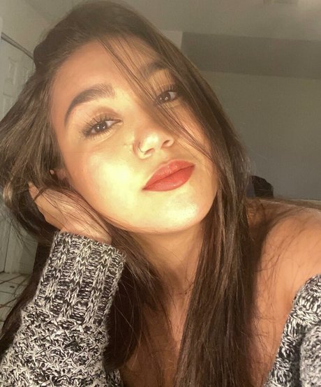Photo nue de fuite OnlyFans de Roxanne Perez
