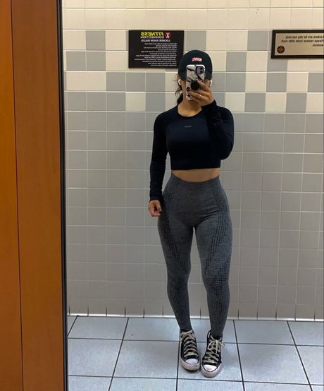 Photo nue de fuite OnlyFans de Roxanne Perez
