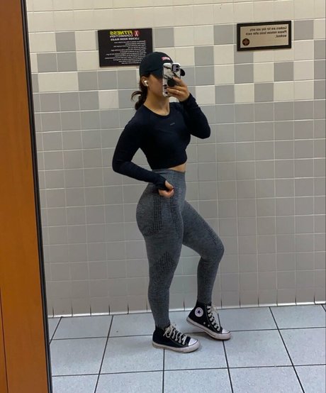 Photo nue de fuite OnlyFans de Roxanne Perez