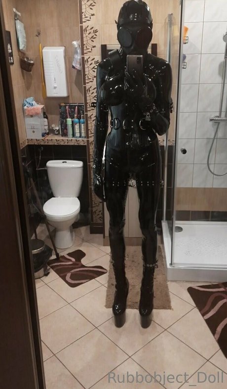 Rubbobject_doll