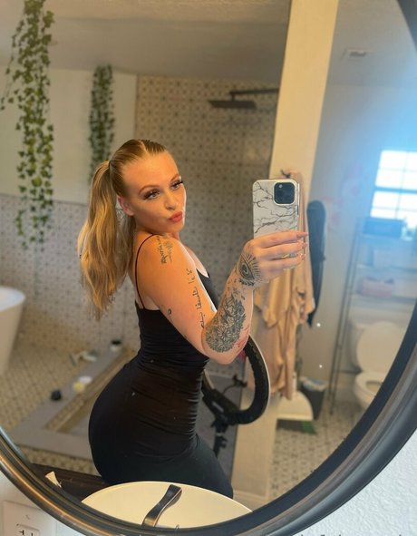 Photo nue de fuite OnlyFans de Thesinfulscorpio