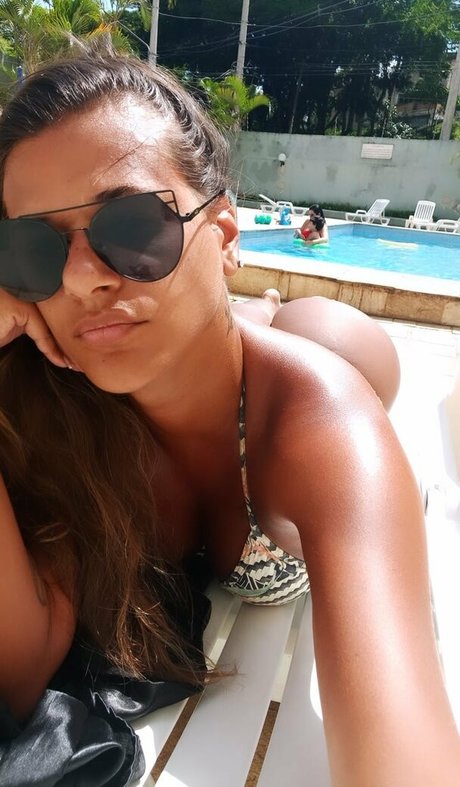 Photo nue de fuite OnlyFans de Caiala Tavares