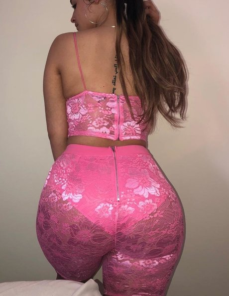 Photo nue de fuite OnlyFans de Janaevic