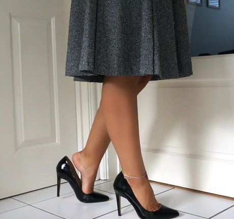 Feetworthfollowing