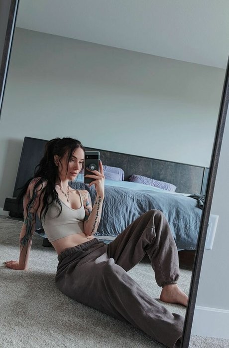 Photo nue de fuite OnlyFans de Catzilla