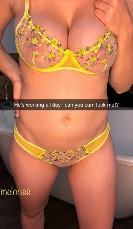 Photo nue de fuite OnlyFans de Mommelonss