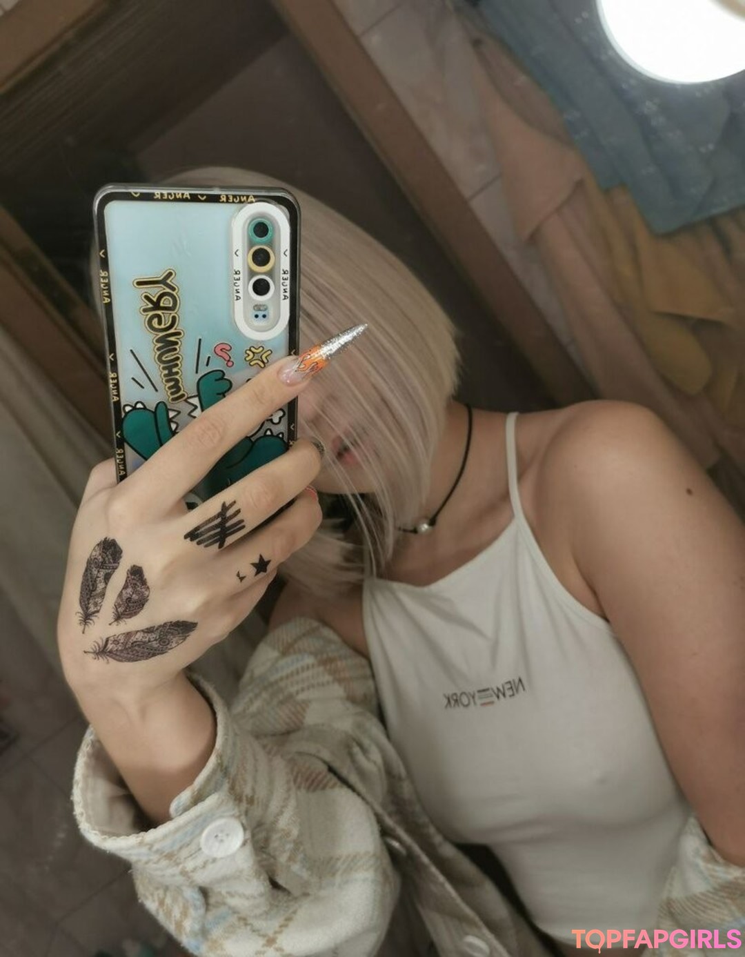 Photo nue de fuite OnlyFans de Funsnail #1011