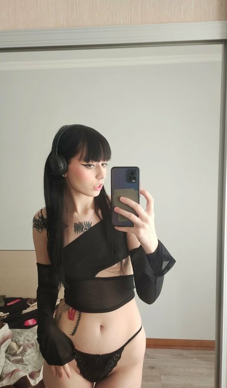 Naomi_bright