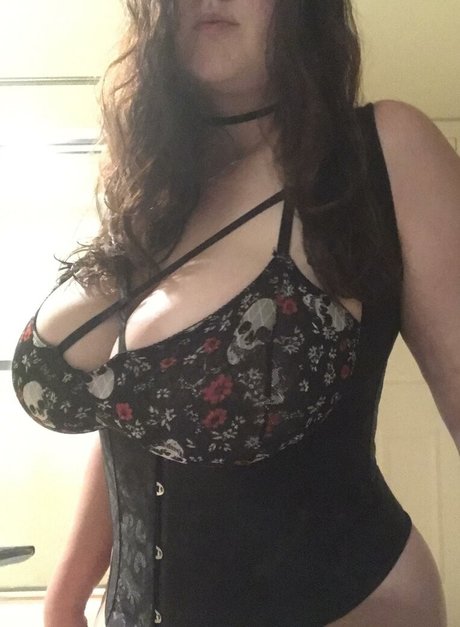 Photo nue de fuite OnlyFans de Ourladyofincognito