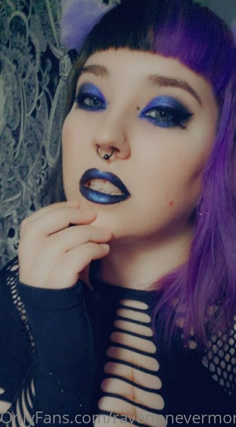 Photo nue de fuite OnlyFans de Ravenpnevermore