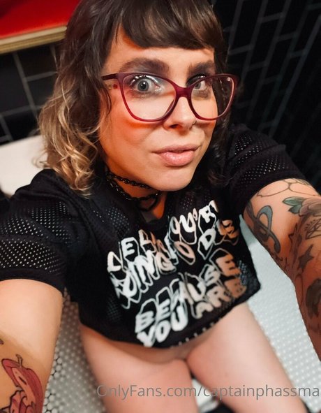 Photo nue de fuite OnlyFans de Captainphassma