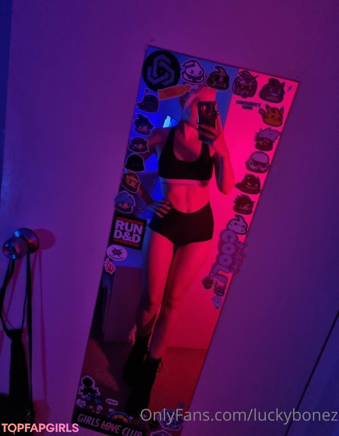 Photo nue de fuite OnlyFans de Luckybonez #1072