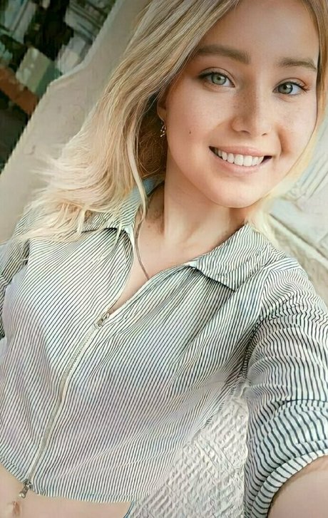 Kylienextdoor69