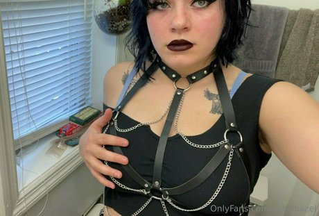 Photo nue de fuite OnlyFans de Gazelhazel