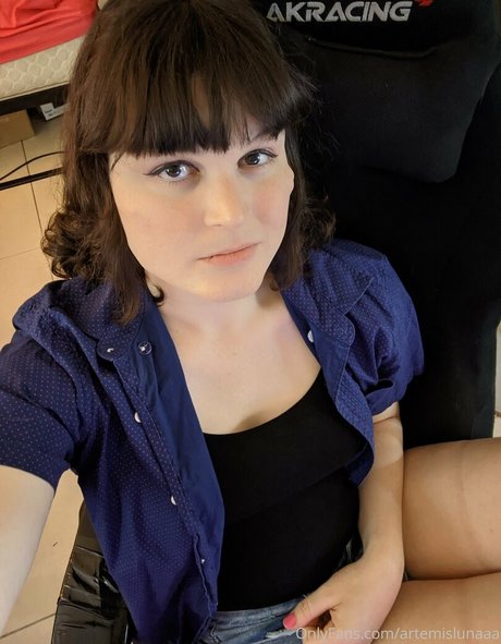Photo nue de fuite OnlyFans de Artemislunaaa